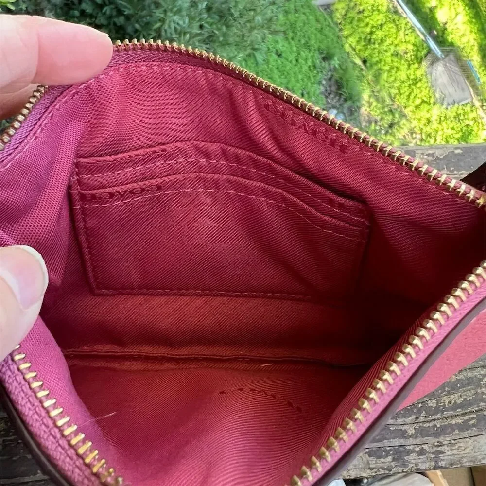 COACH Pebble Leather Wristlet with Detachable Wrist Strap 22962 AUTHENTIC - Picture 9 of 10